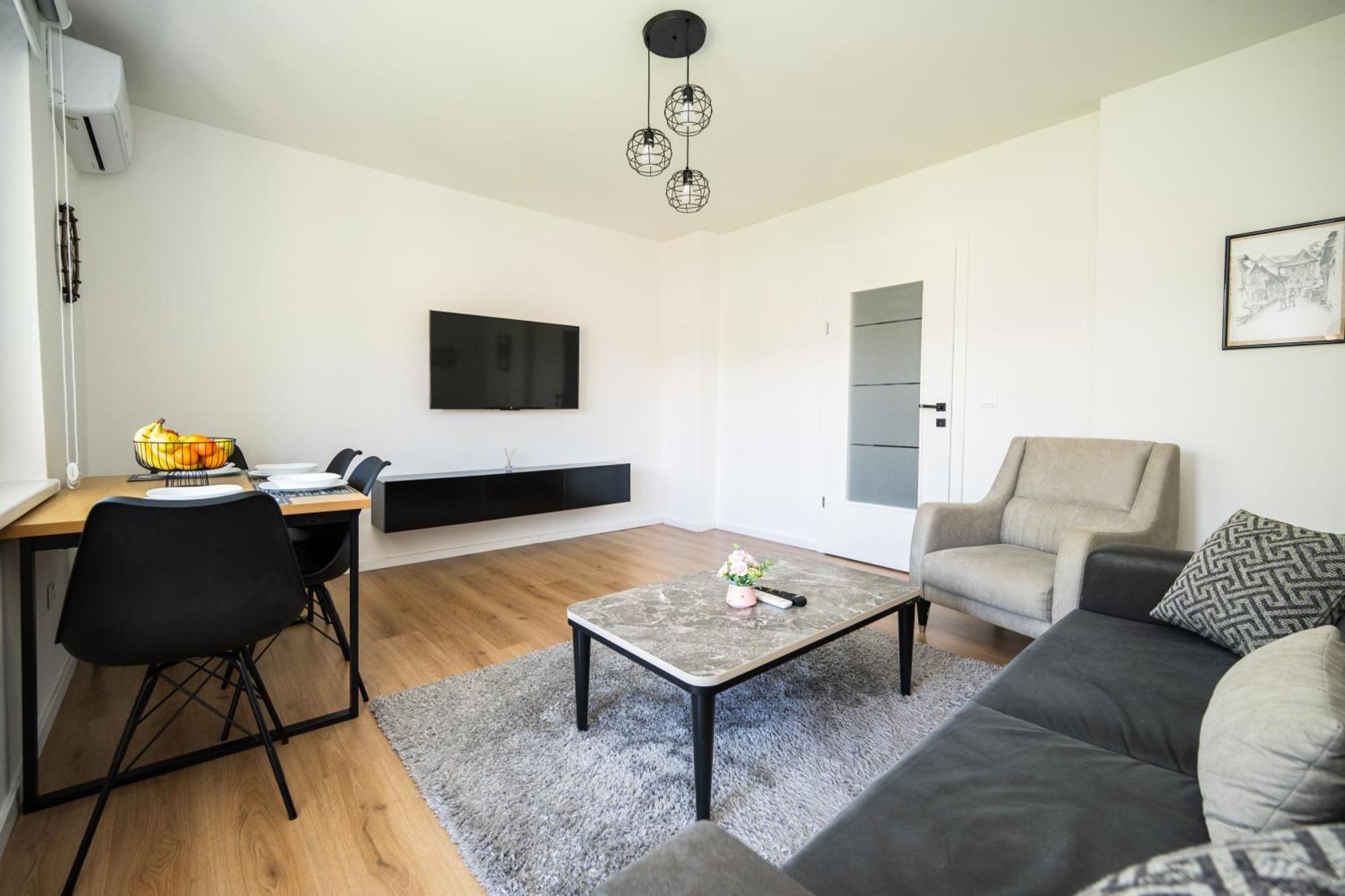 Bright 2Bdr Apartment With Balcony - Free Parking SJJ Buitenkant foto