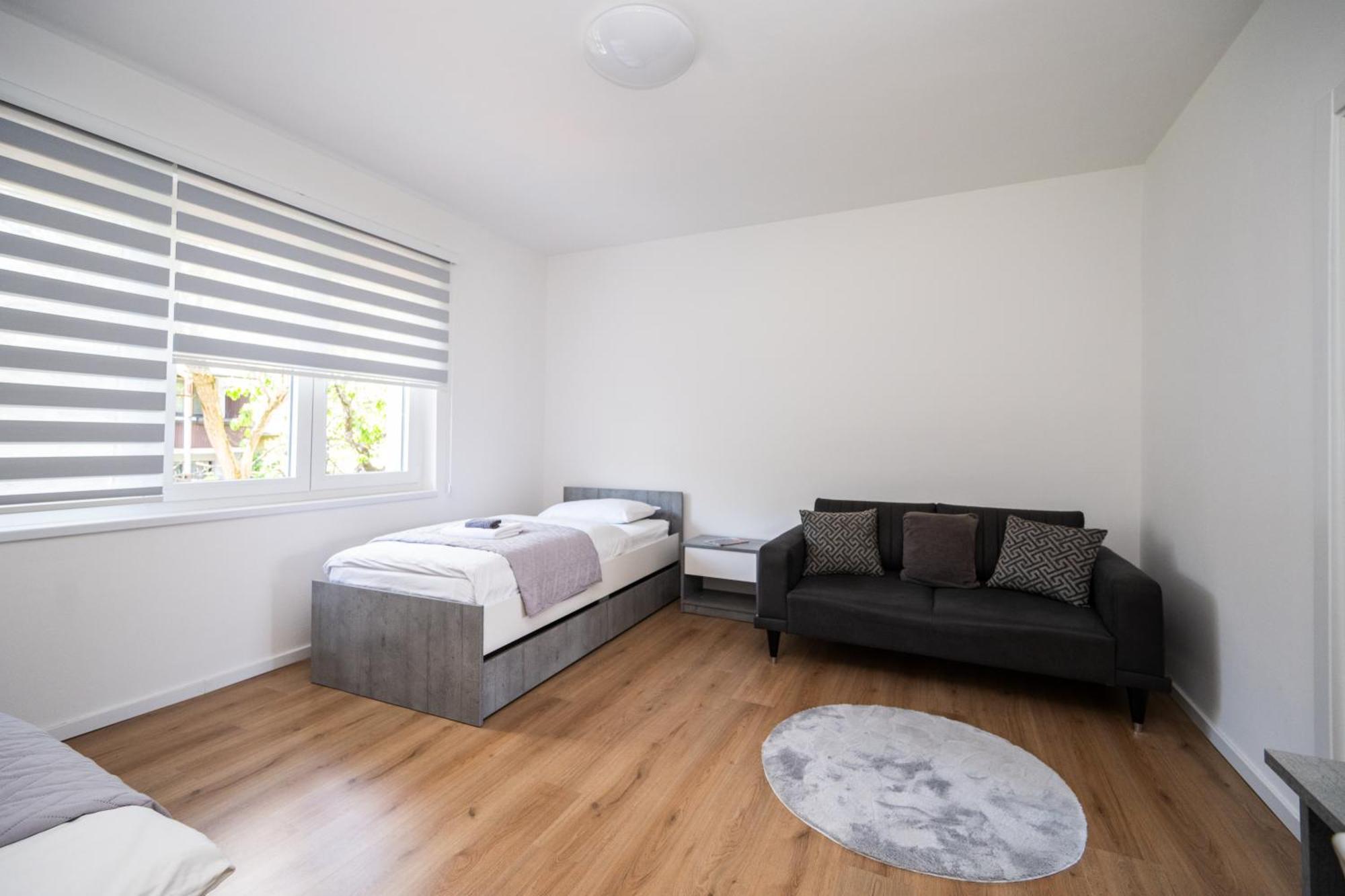 Bright 2Bdr Apartment With Balcony - Free Parking SJJ Buitenkant foto