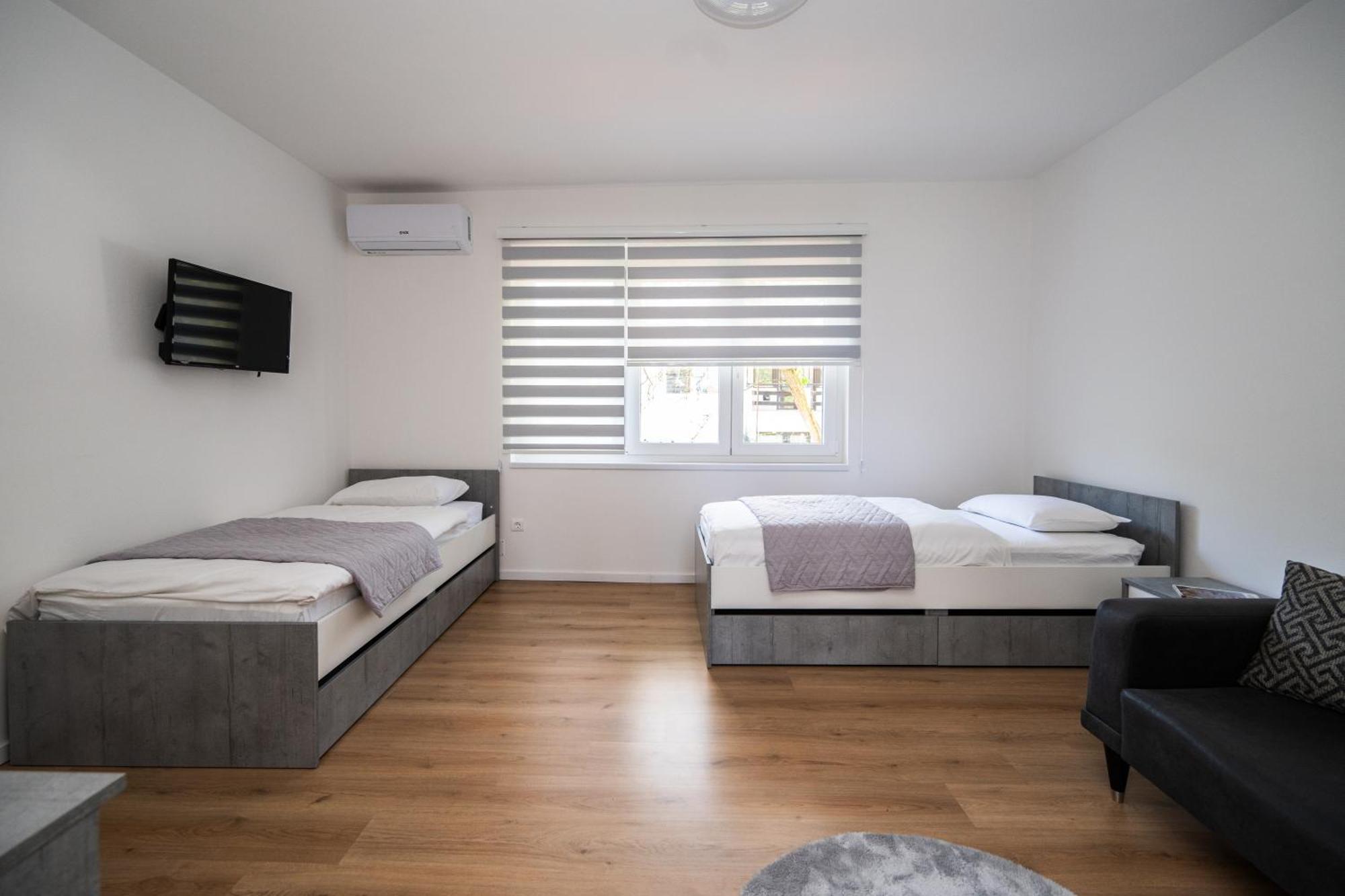 Bright 2Bdr Apartment With Balcony - Free Parking SJJ Buitenkant foto
