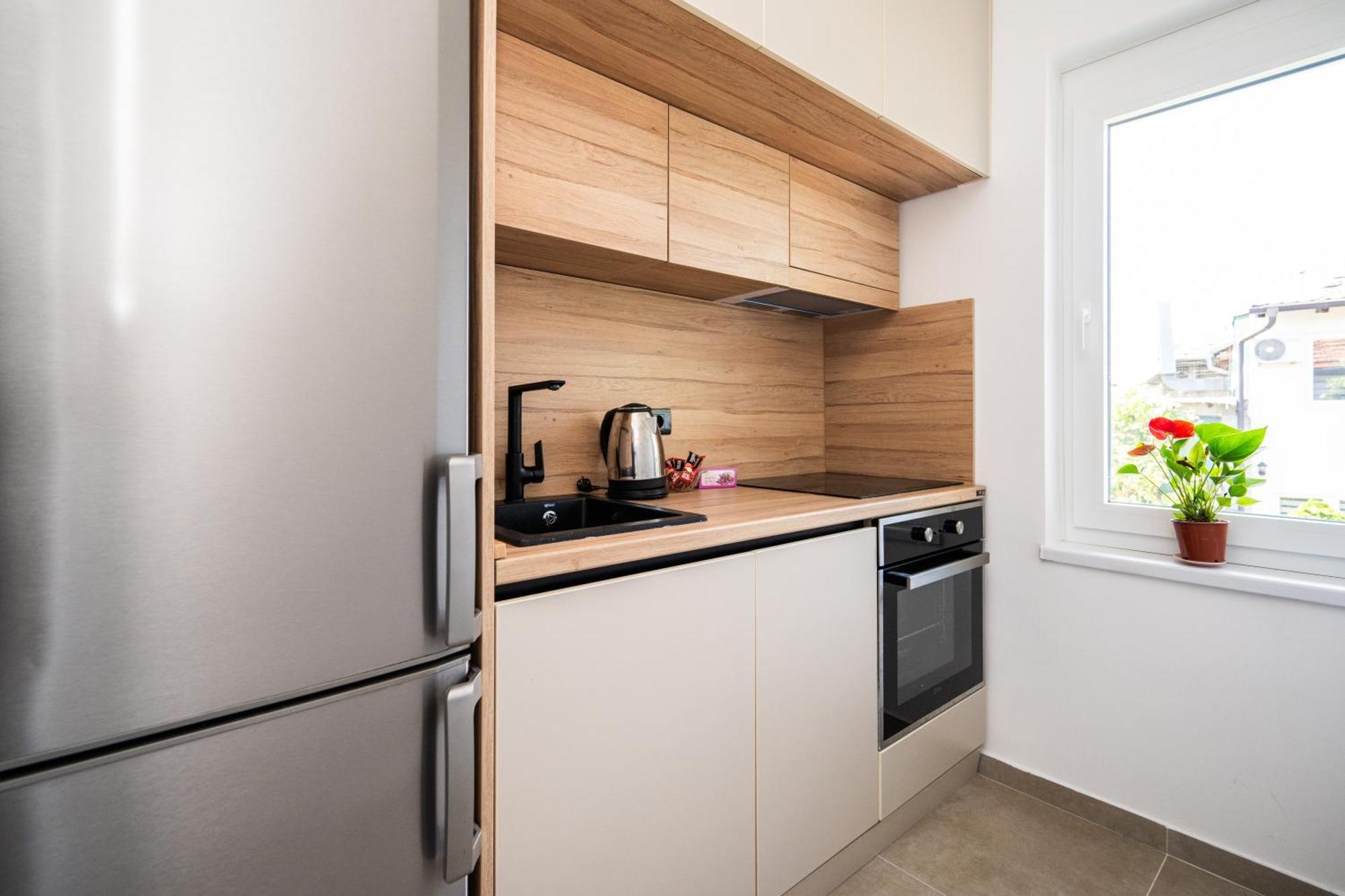 Bright 2Bdr Apartment With Balcony - Free Parking SJJ Buitenkant foto