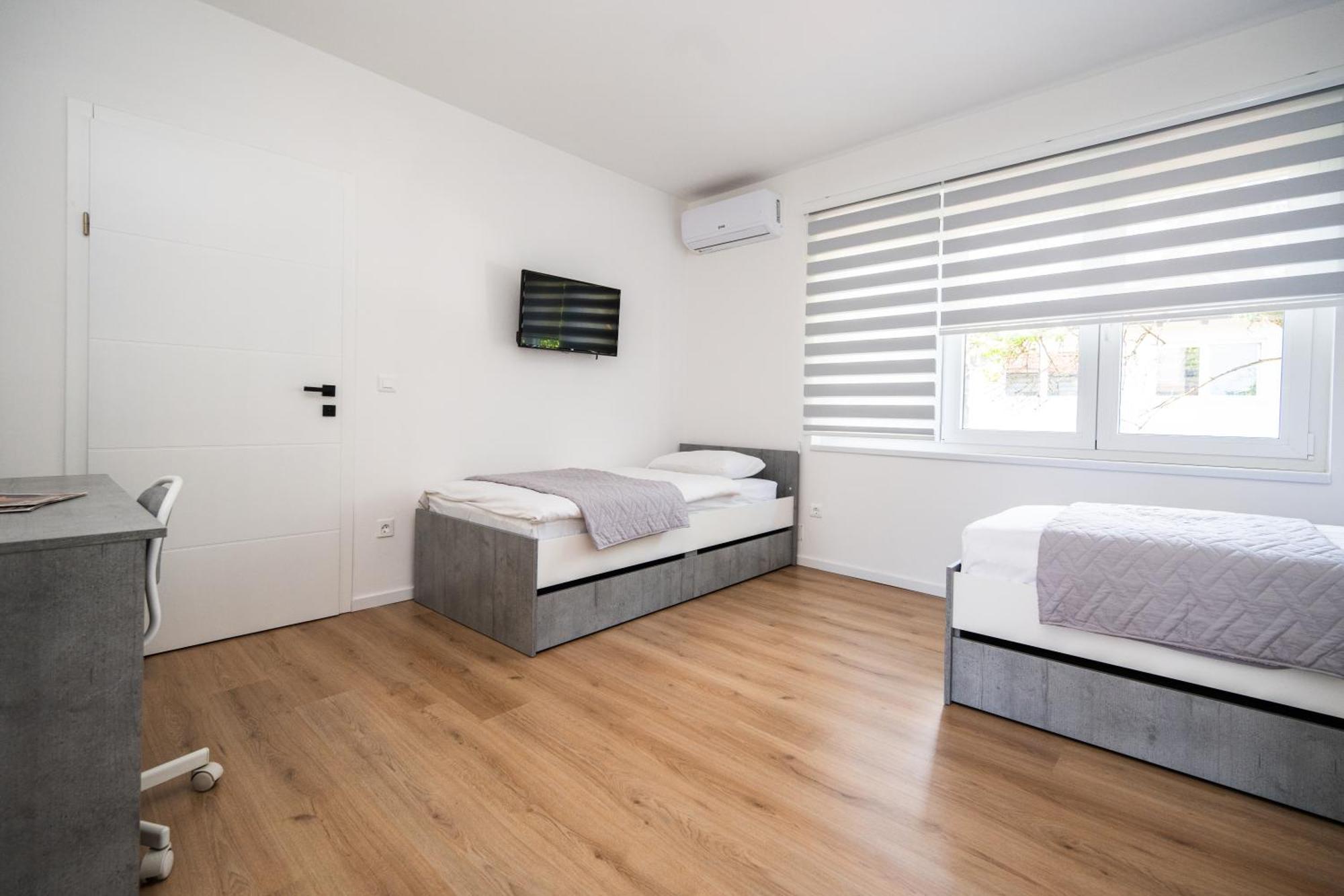 Bright 2Bdr Apartment With Balcony - Free Parking SJJ Buitenkant foto